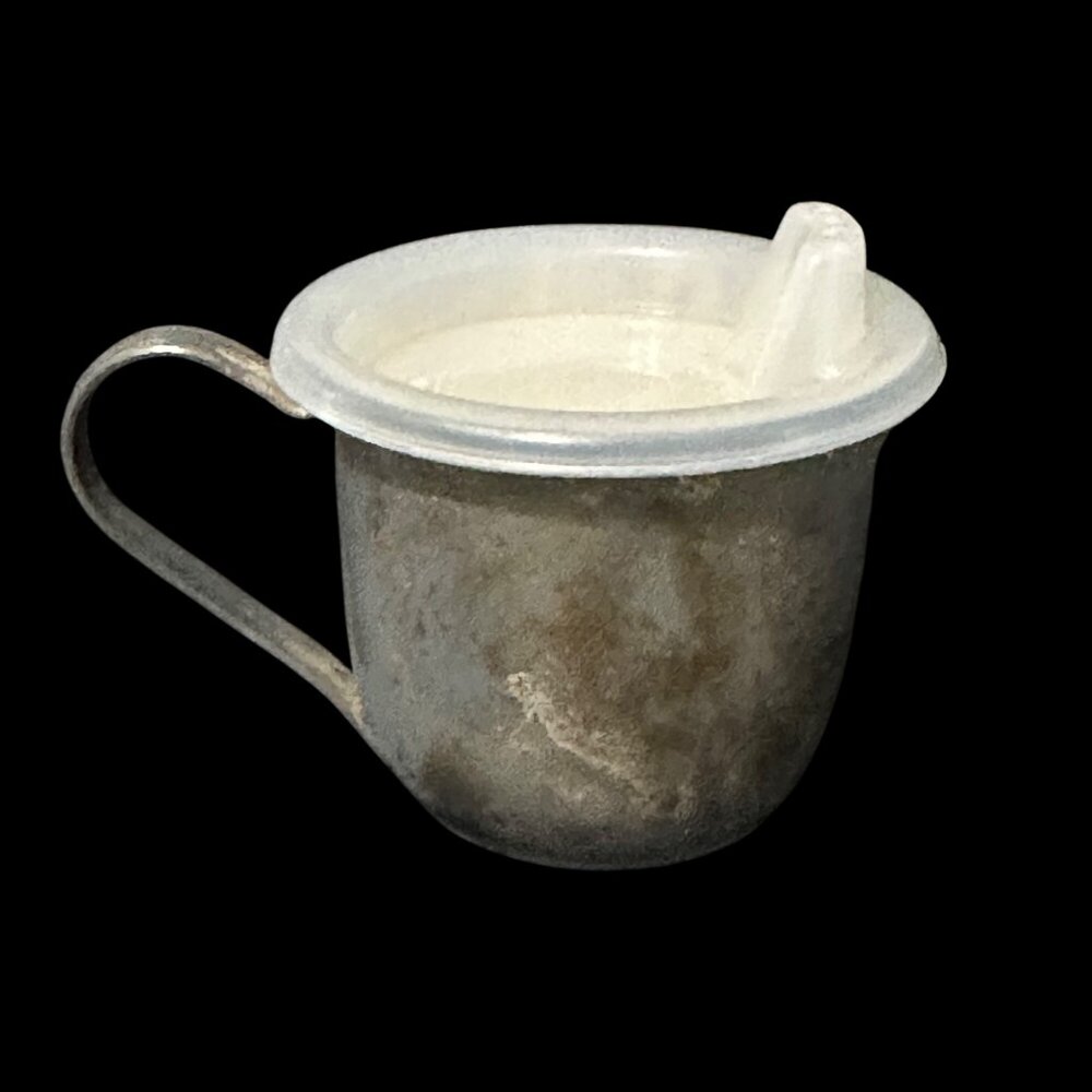 Vintage 1987 silver plate baby cup duck embossed plastic sipper lid - Picture 2 of 7